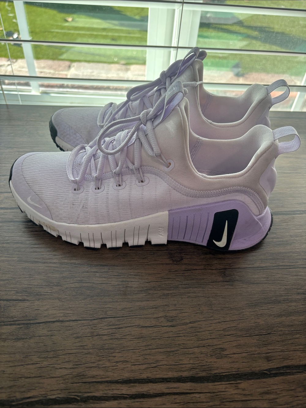 Nike Women's Free Metcon Light Lavender and White Athletic Trainers - Sz 8